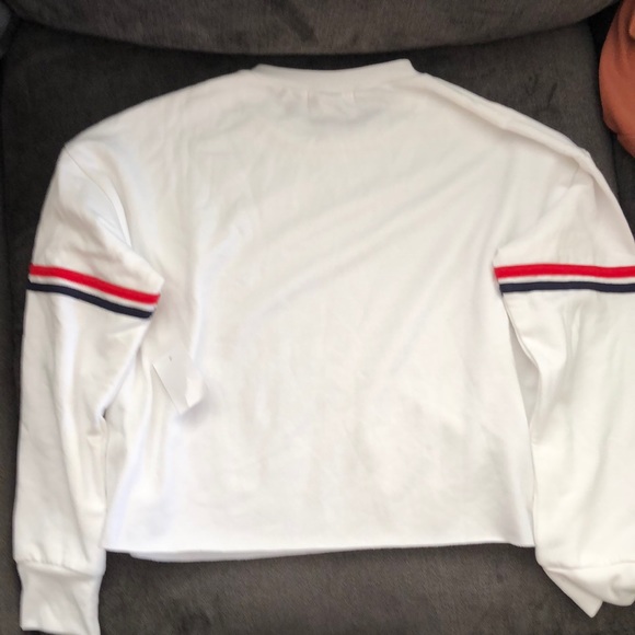 White pullover sweater - Picture 2 of 3